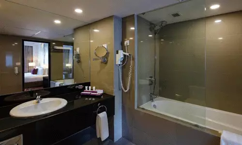 هتل سینامون لیک ساید کلمبو